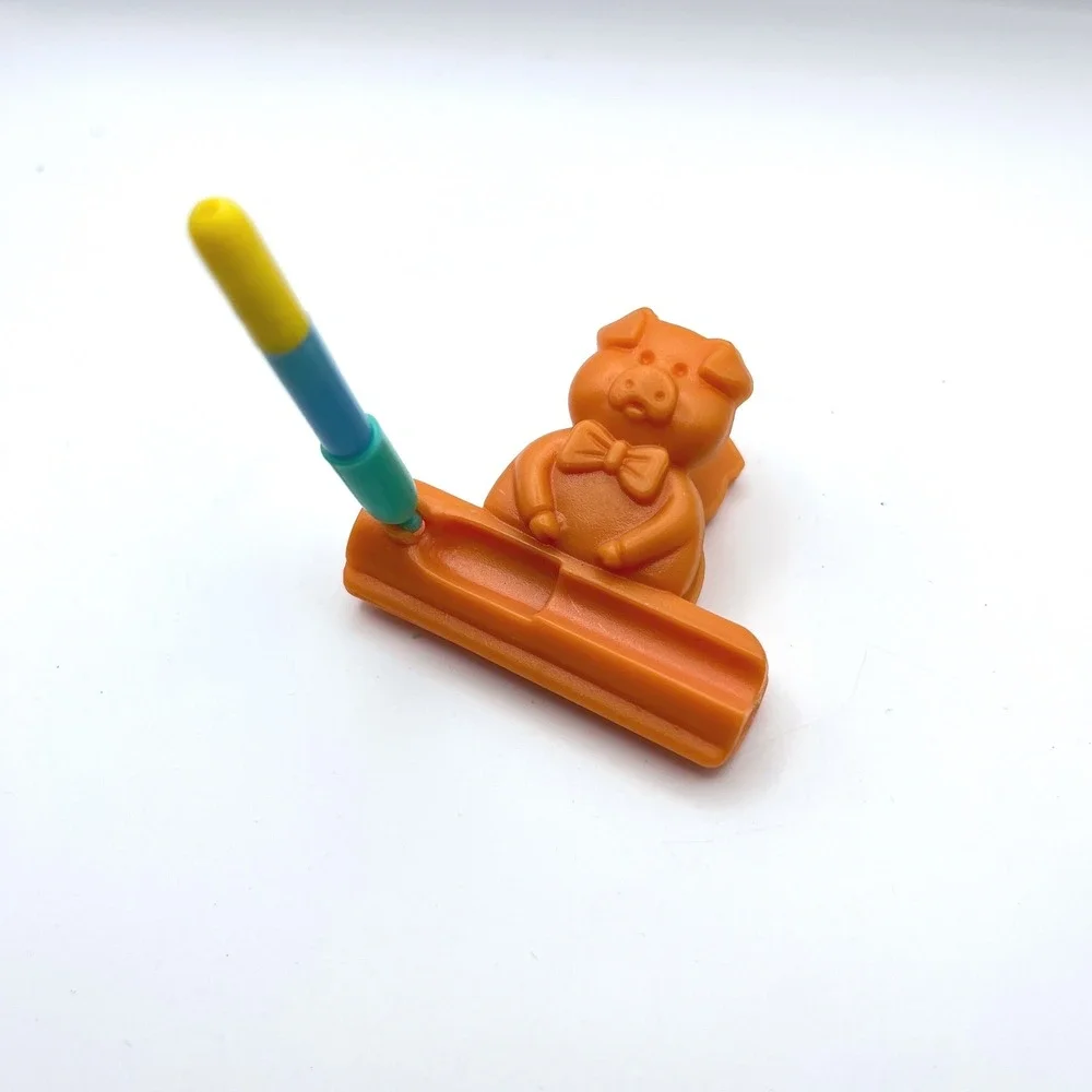 Vintage Orange Pig Clip Magnet with Blue‎ Yellow Pen Holder Desk Accessory